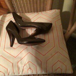 Ann Taylor Heels Size 8 Army Green Bronze Size 8